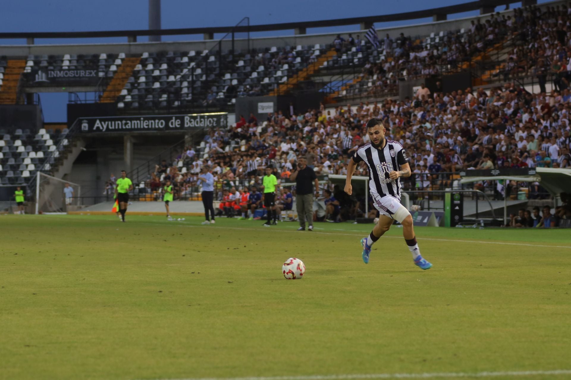 Fotos | Así se ha vivido el Badajoz 1-0 Llerenense