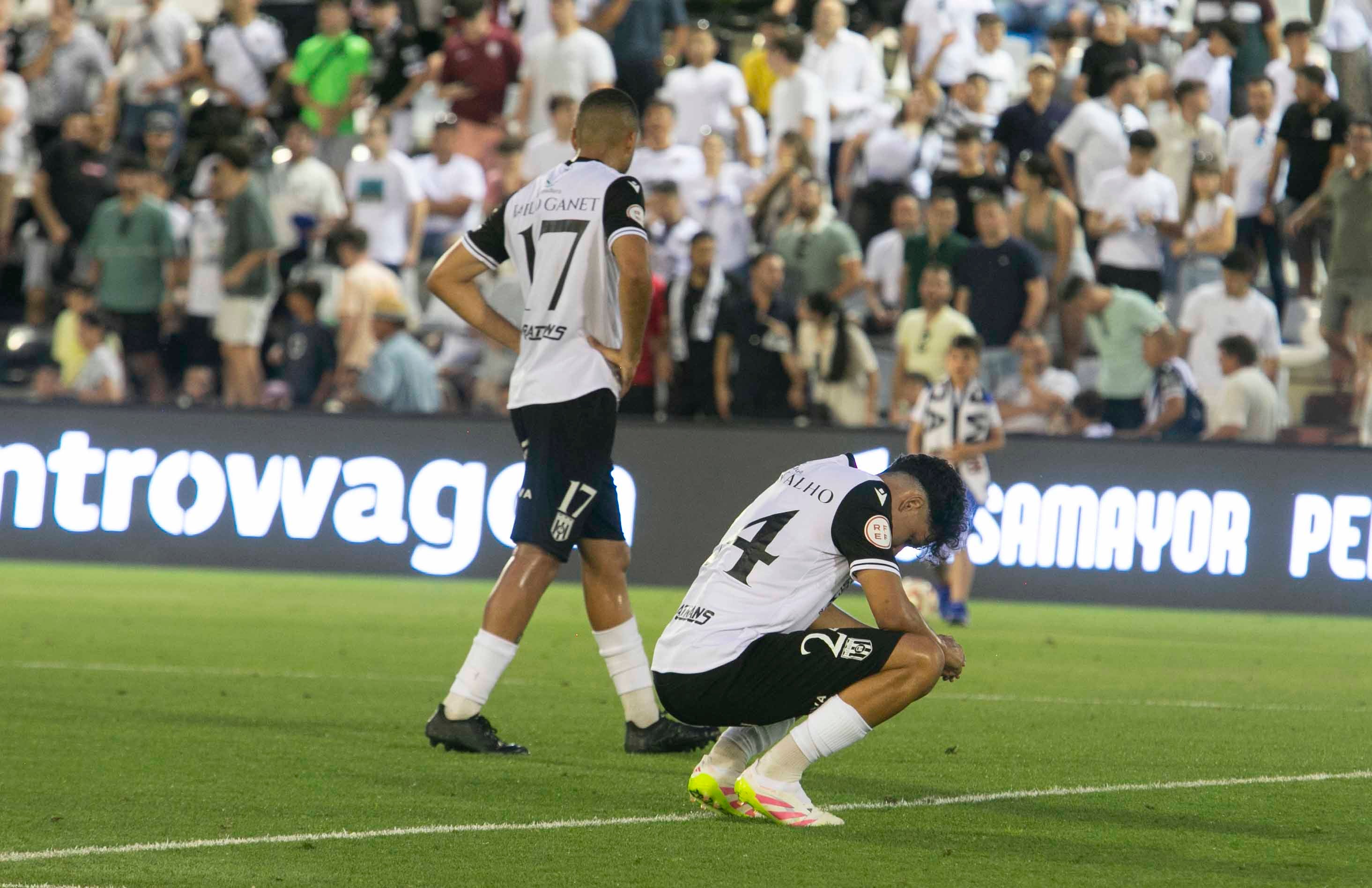 Fotos | Así ha sido el tropiezo del Mérida en casa ante el Sanse