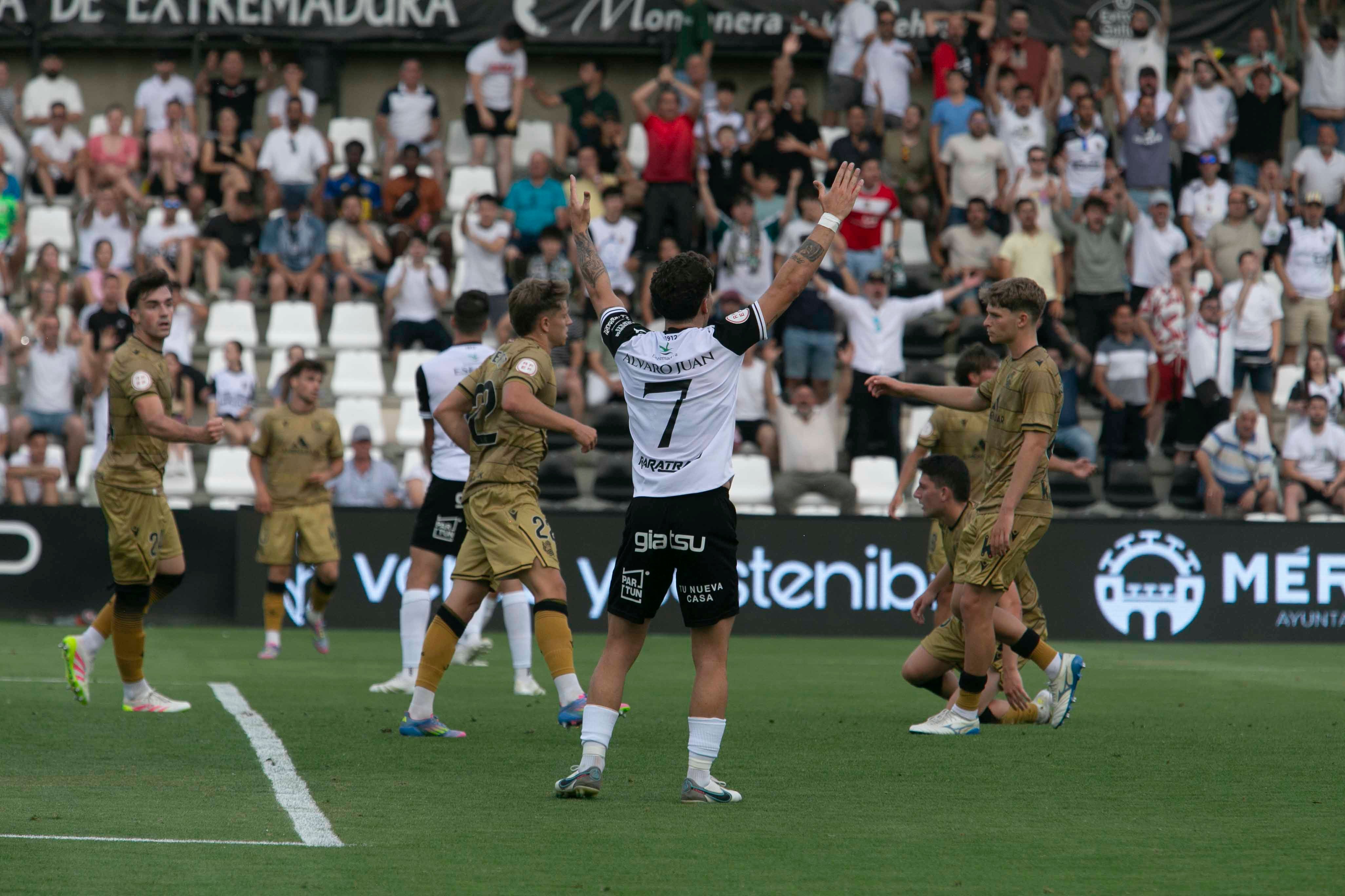 Fotos | Así ha sido el tropiezo del Mérida en casa ante el Sanse