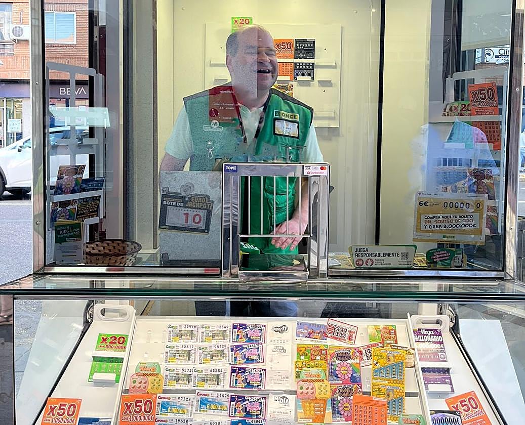 Tomás Lara Barroso ha sido el encargado de repartir la suerte en Badajoz.