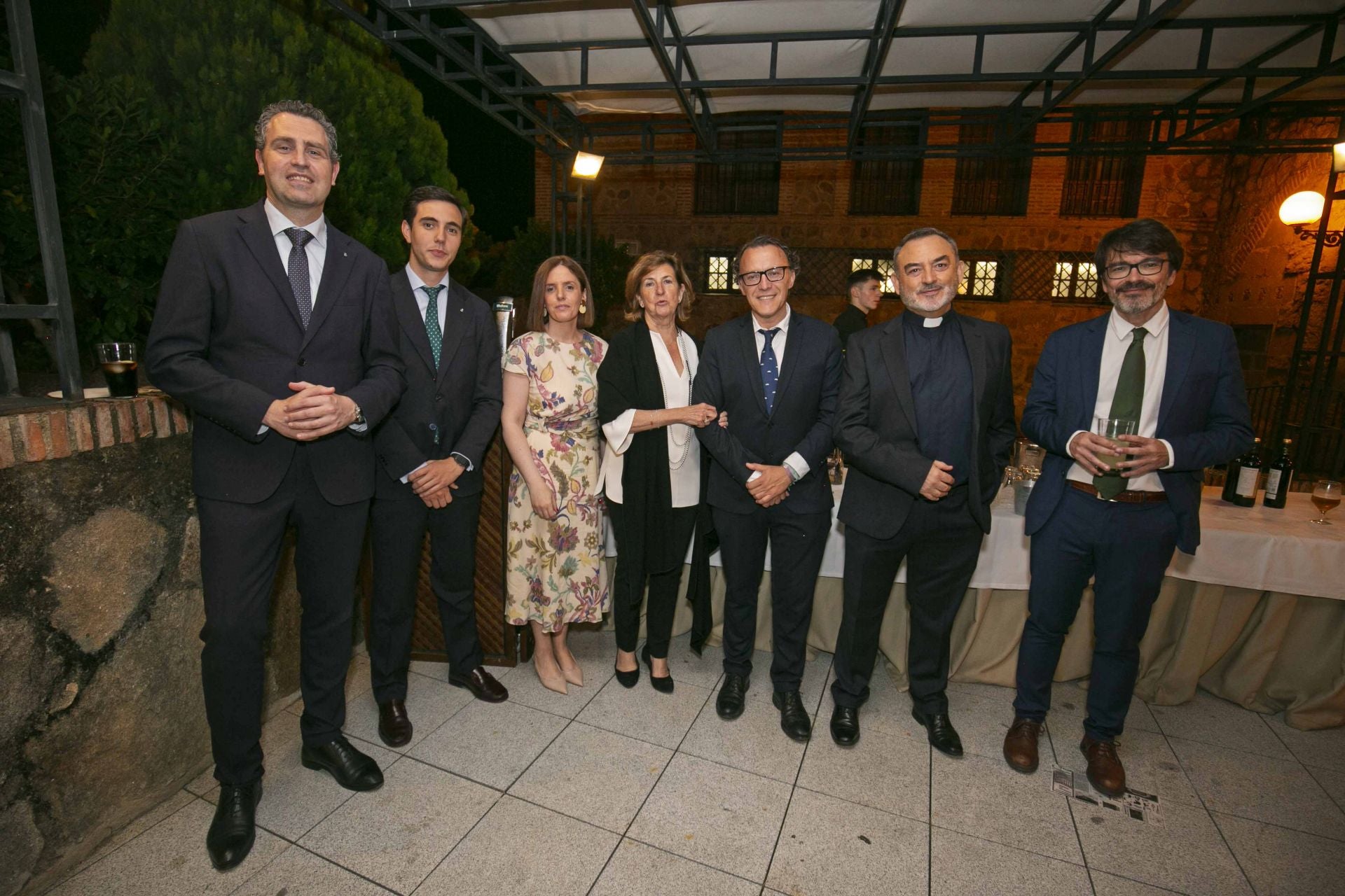 Eusebio Fernández-Cortés, Javier Píriz, Leonor García, Pilar García Ceballos-Zúñiga, Jesús Regidor, Jesús Sánchez Adalid y David Martín. 