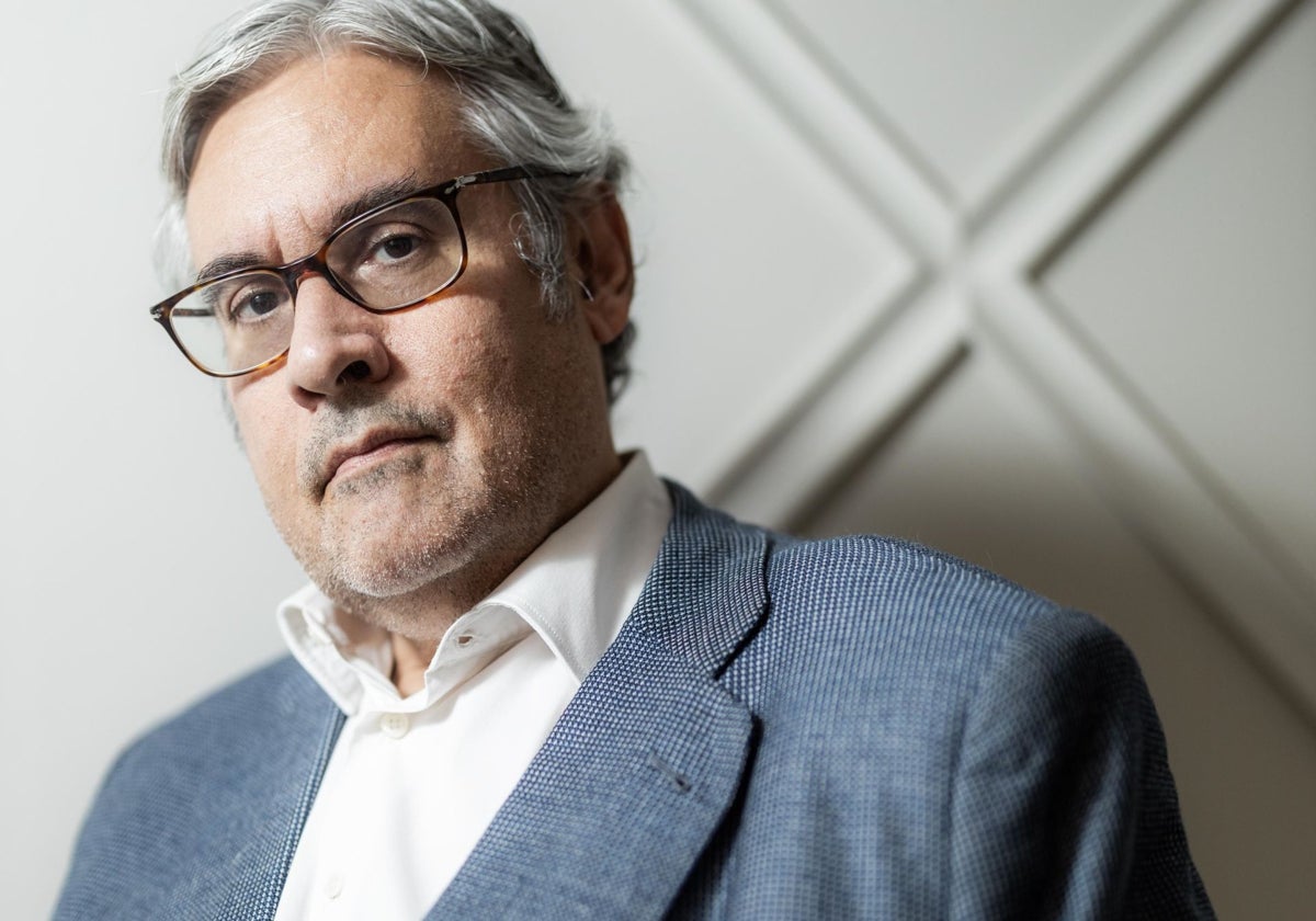 Juan Manuel de Prada: «No escribo novelitas para entretener a nadie; yo me dejo la vida en esto»