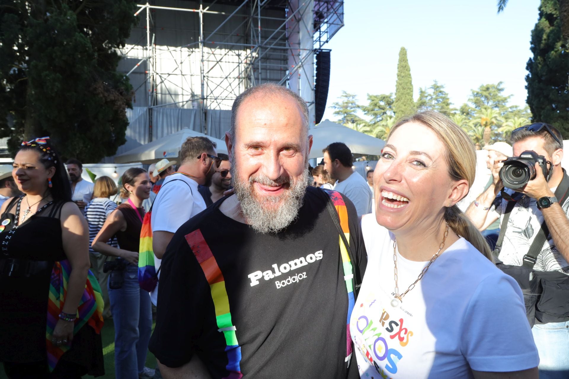 Las mejores imágenes de la fiesta de Los Palomos en Badajoz