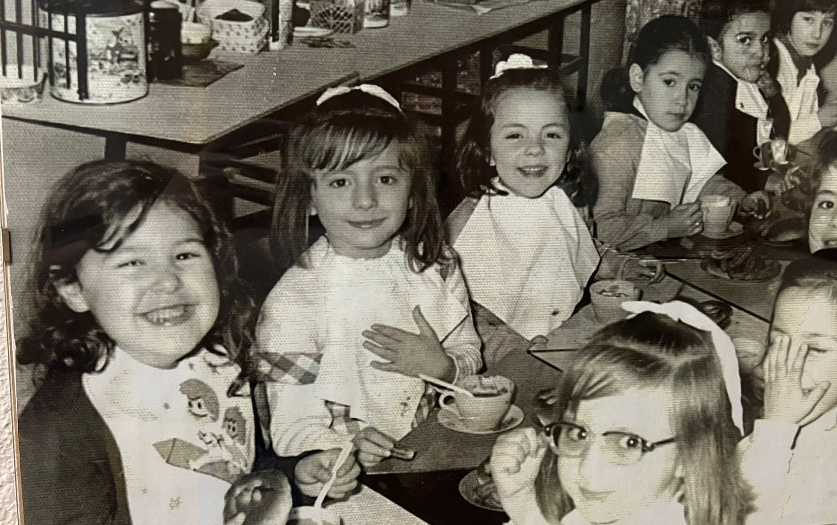 Reencuentro e imágenes históricas de colegio las Carmelitas de Cáceres