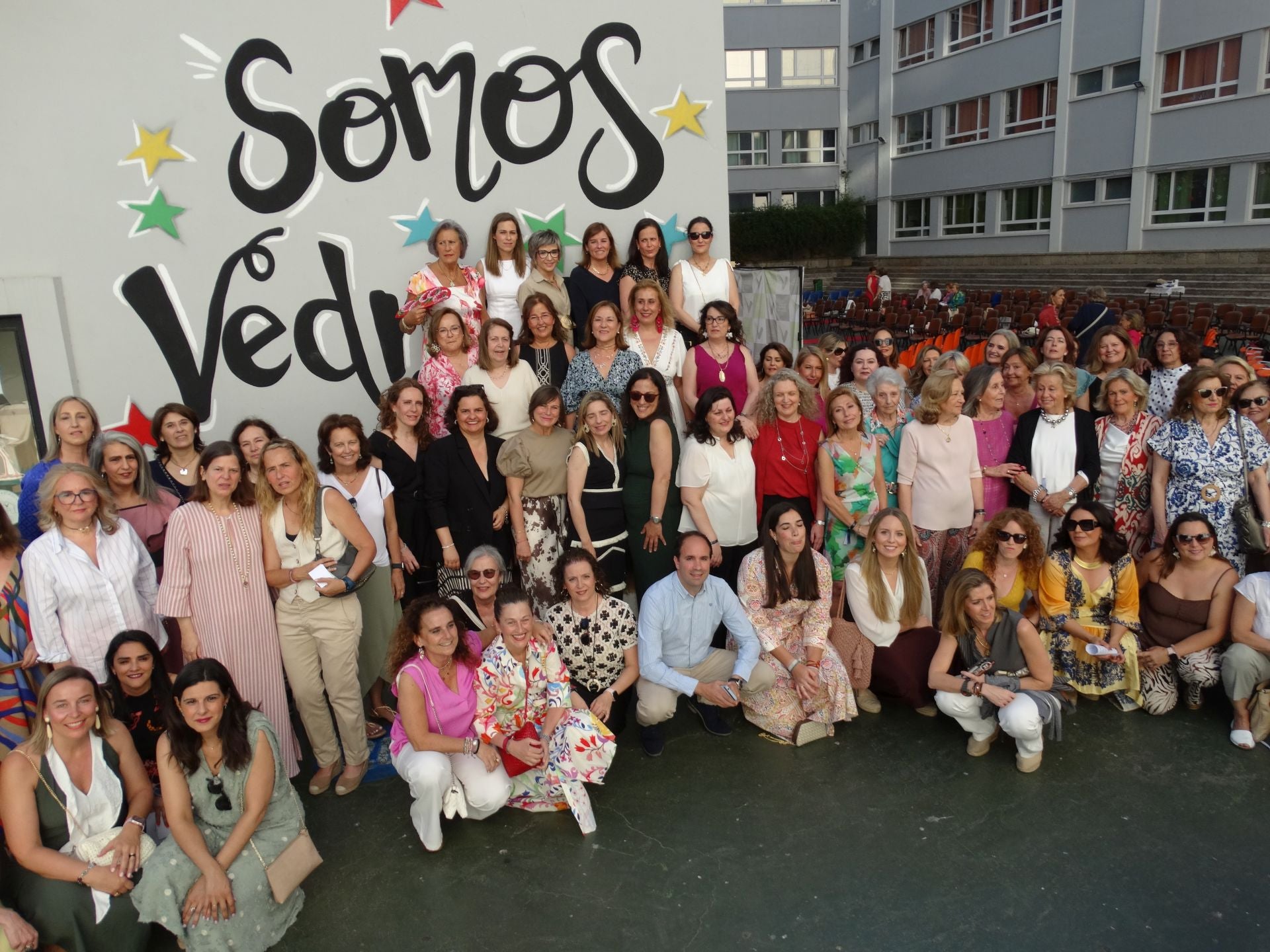 Reencuentro e imágenes históricas de colegio las Carmelitas de Cáceres