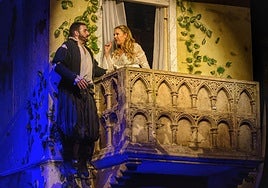 La obra de William Shakespeare embelesó a un público que fue testigo de este clásico con un toque novedoso, pues llegó en forma de musical.