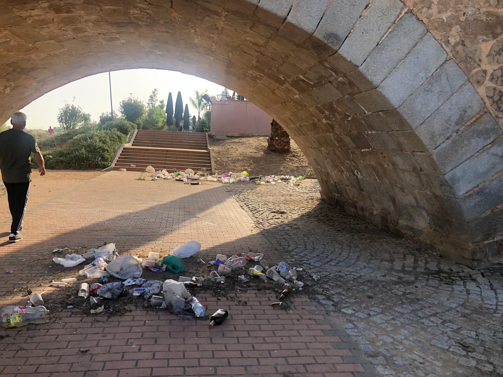 Así amanece el entorno del río Guadiana tras el revuelo de Los Palomos