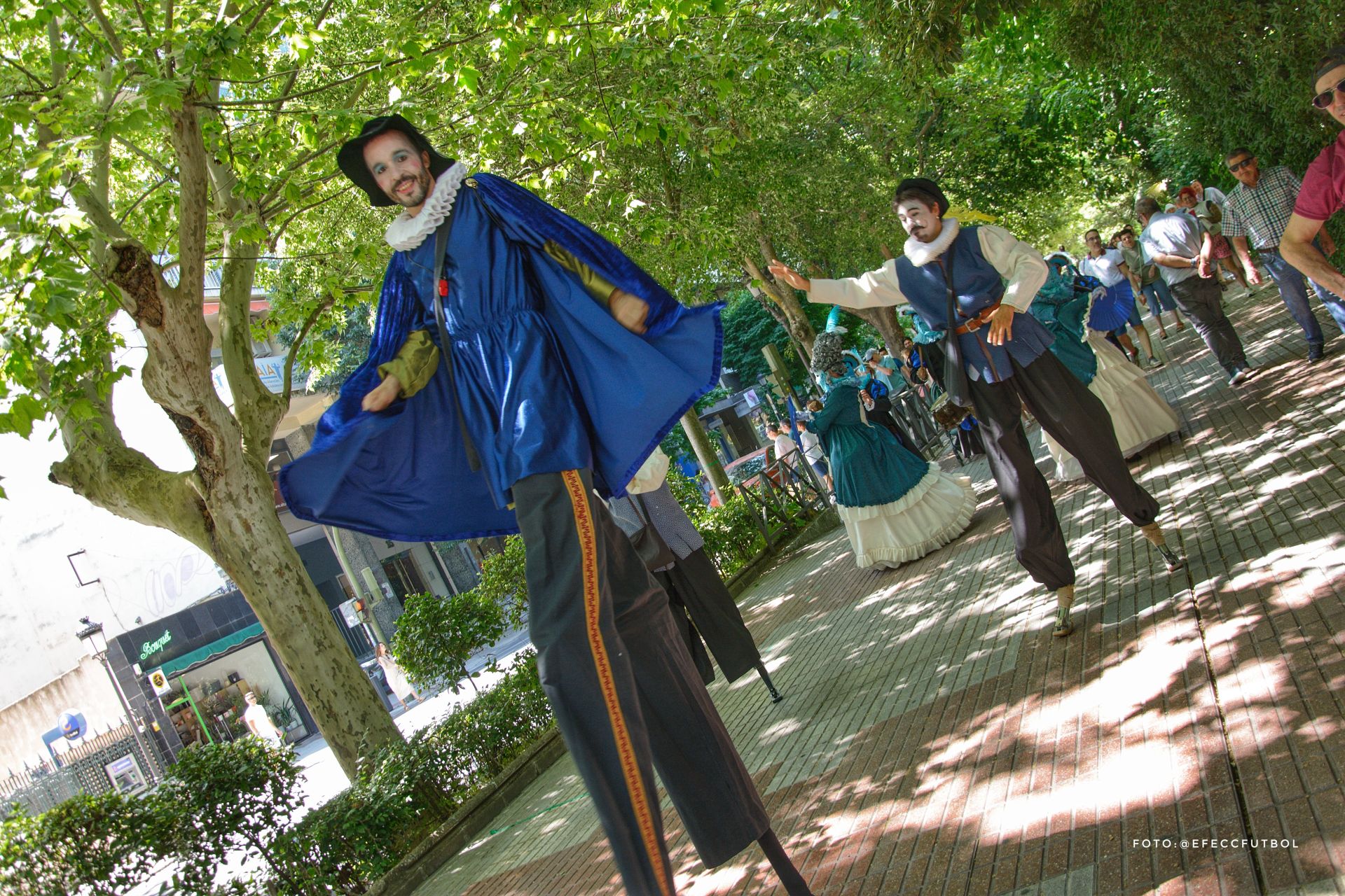 Así ha sido el pasacalles en el marco del Festival de Teatro Clásico de Cáceres