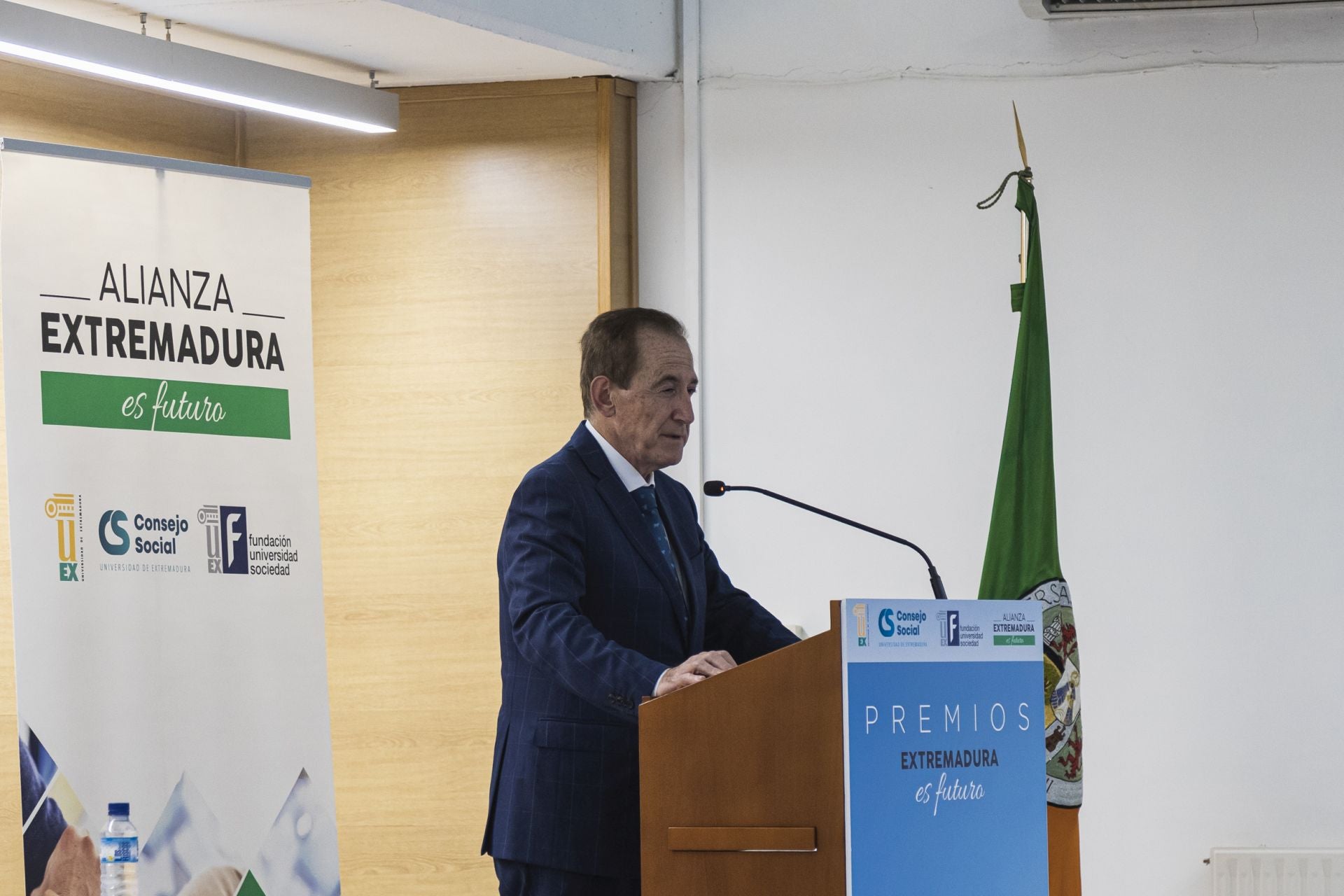 Entrega de galardones a los ganadores de la tercera edición de los &#039;Premios Extremadura es futuro&#039;