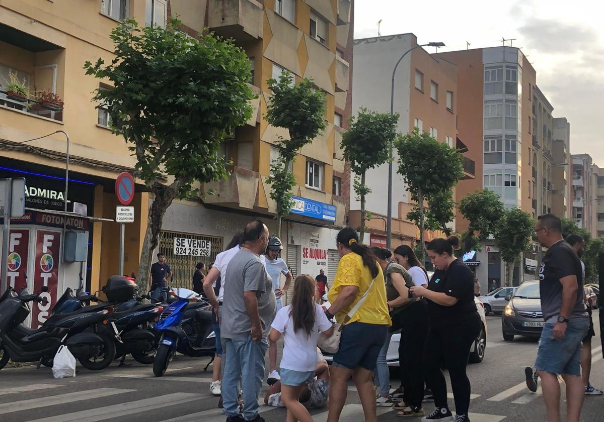 Un coche atropella a un peatón en Ricardo Carapeto