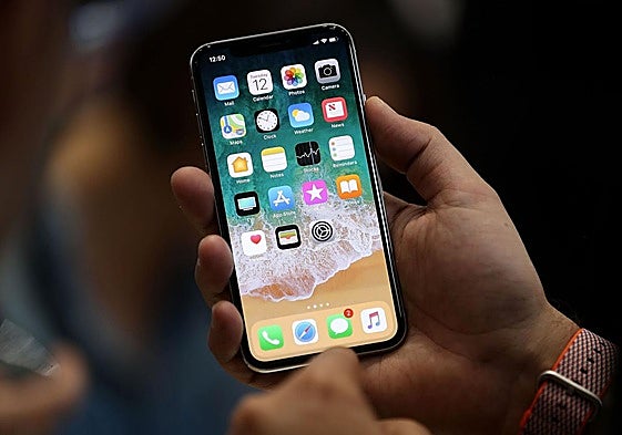 Apple presenta la nueva actualización iOS 26.
