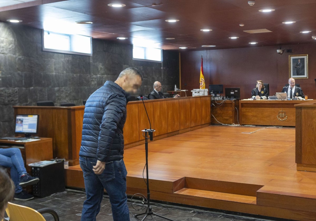 Absuelven al acusado de denigrar a una mujer trans en la tapería de Cáceres donde trabajaban