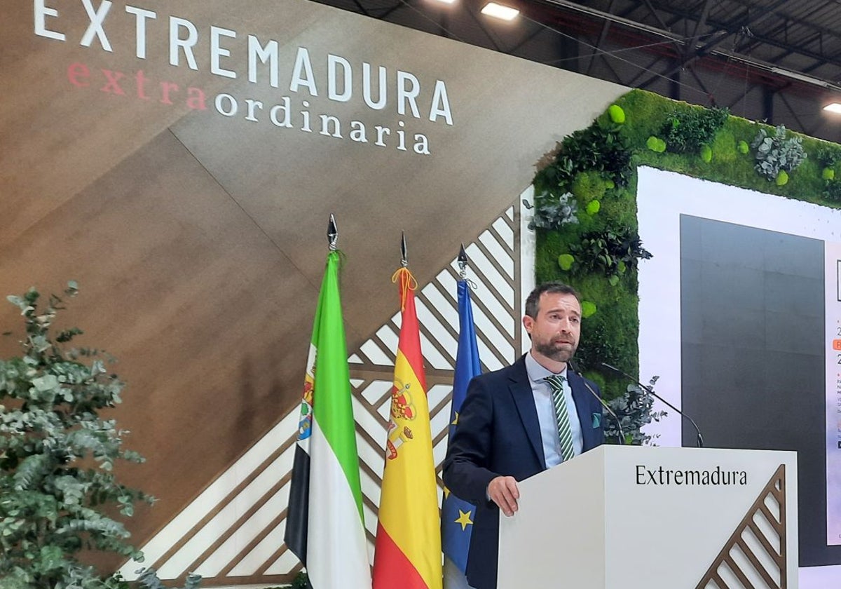 Jesús Viñuales, en su etapa como director general de Turismo, en enero pasado.