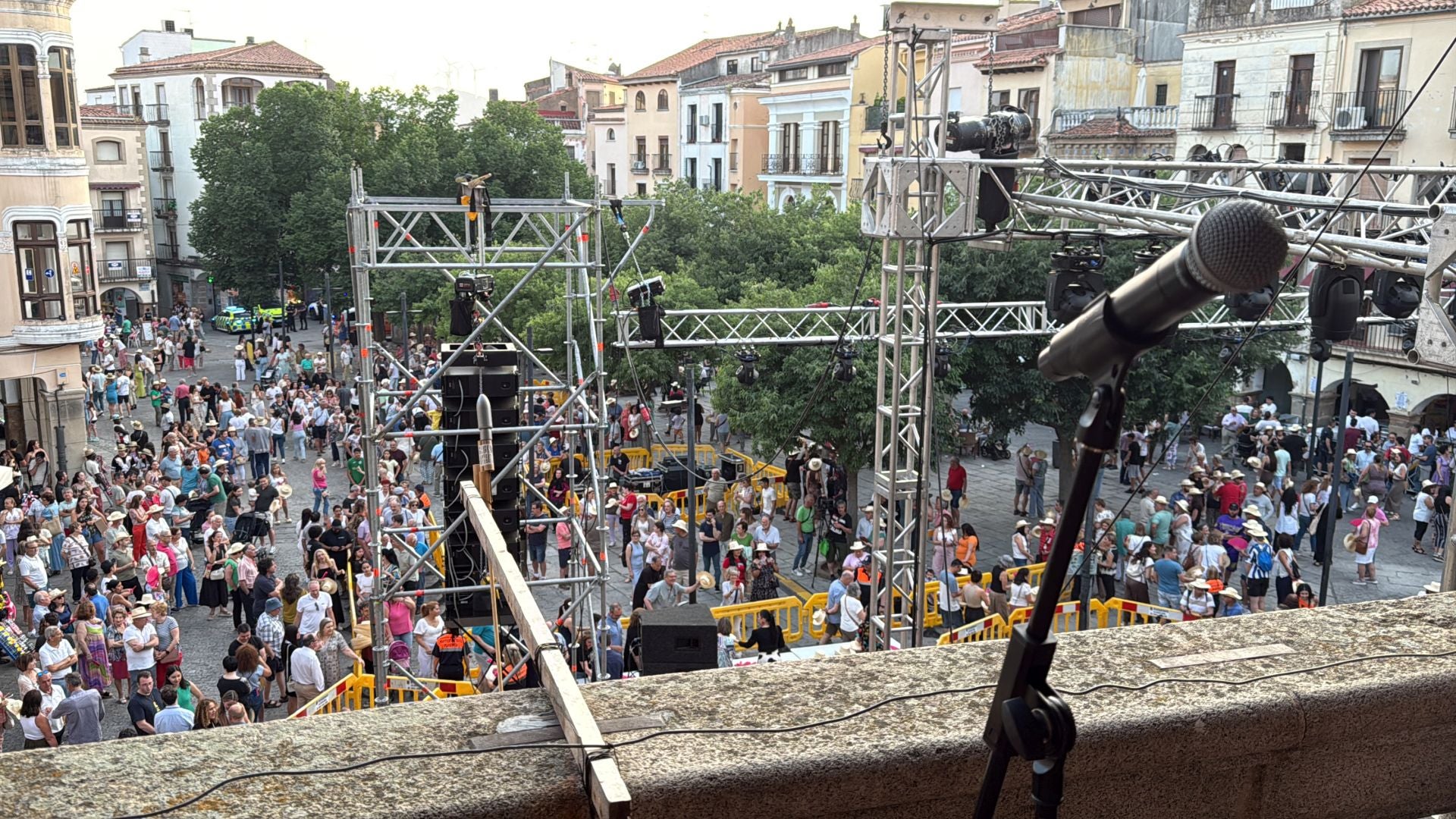 Fotos | Las mejores imágenes del primer día de la Feria de Plasencia
