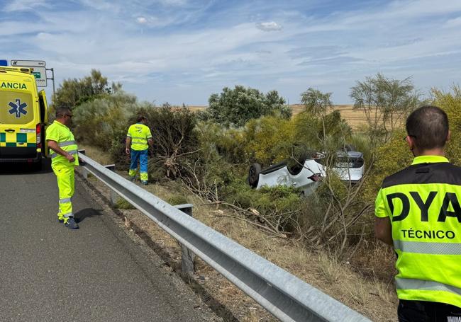 Vehículo siniestrado en la A-66 este viernes.