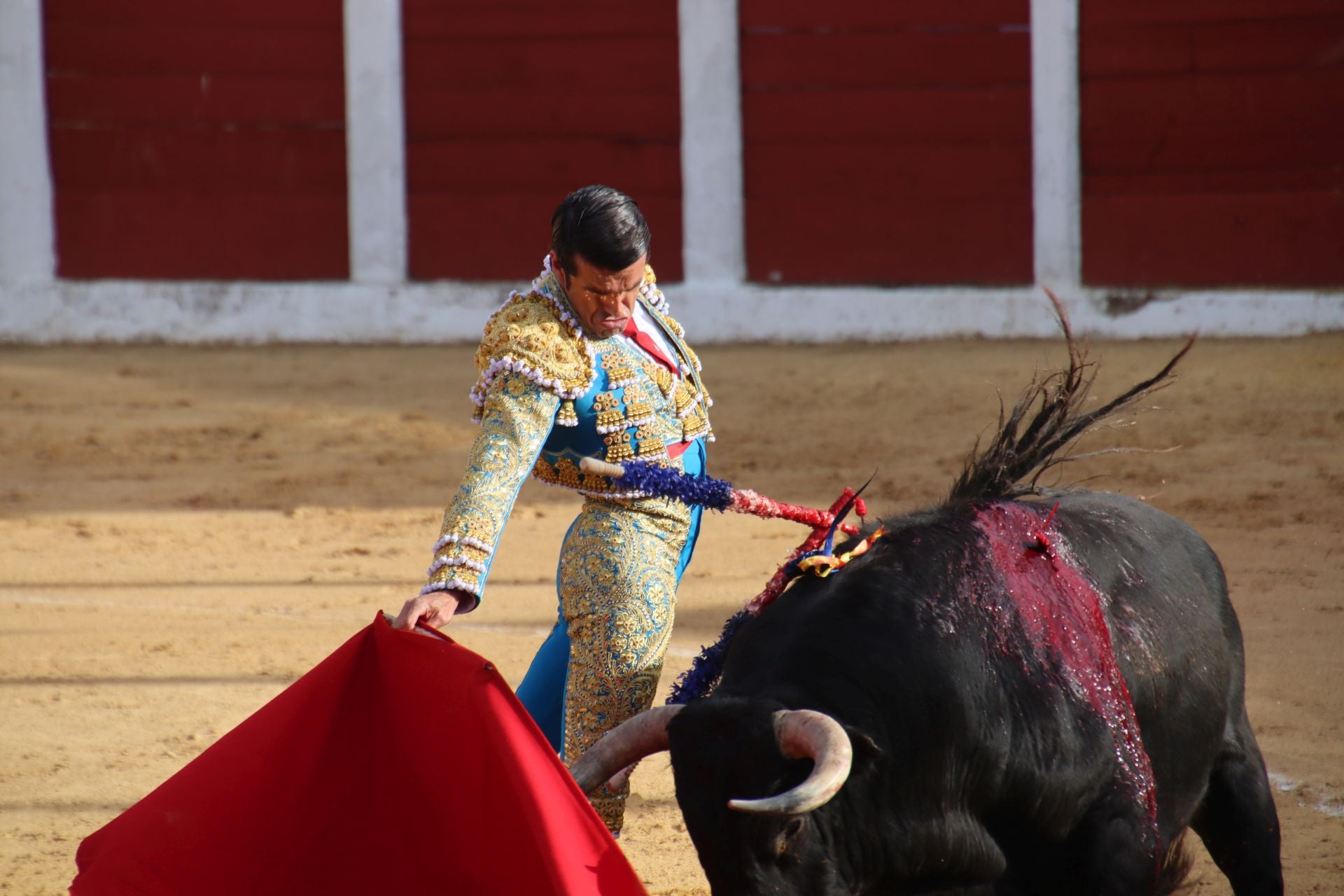 Fotos | Borja Jiménez sale por la puerta grande
