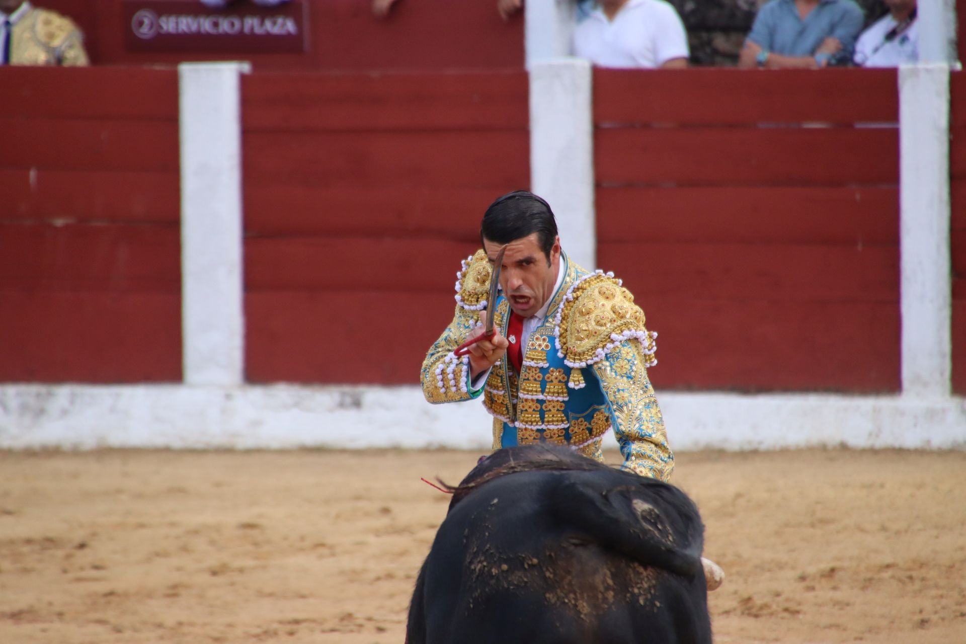Fotos | Borja Jiménez sale por la puerta grande