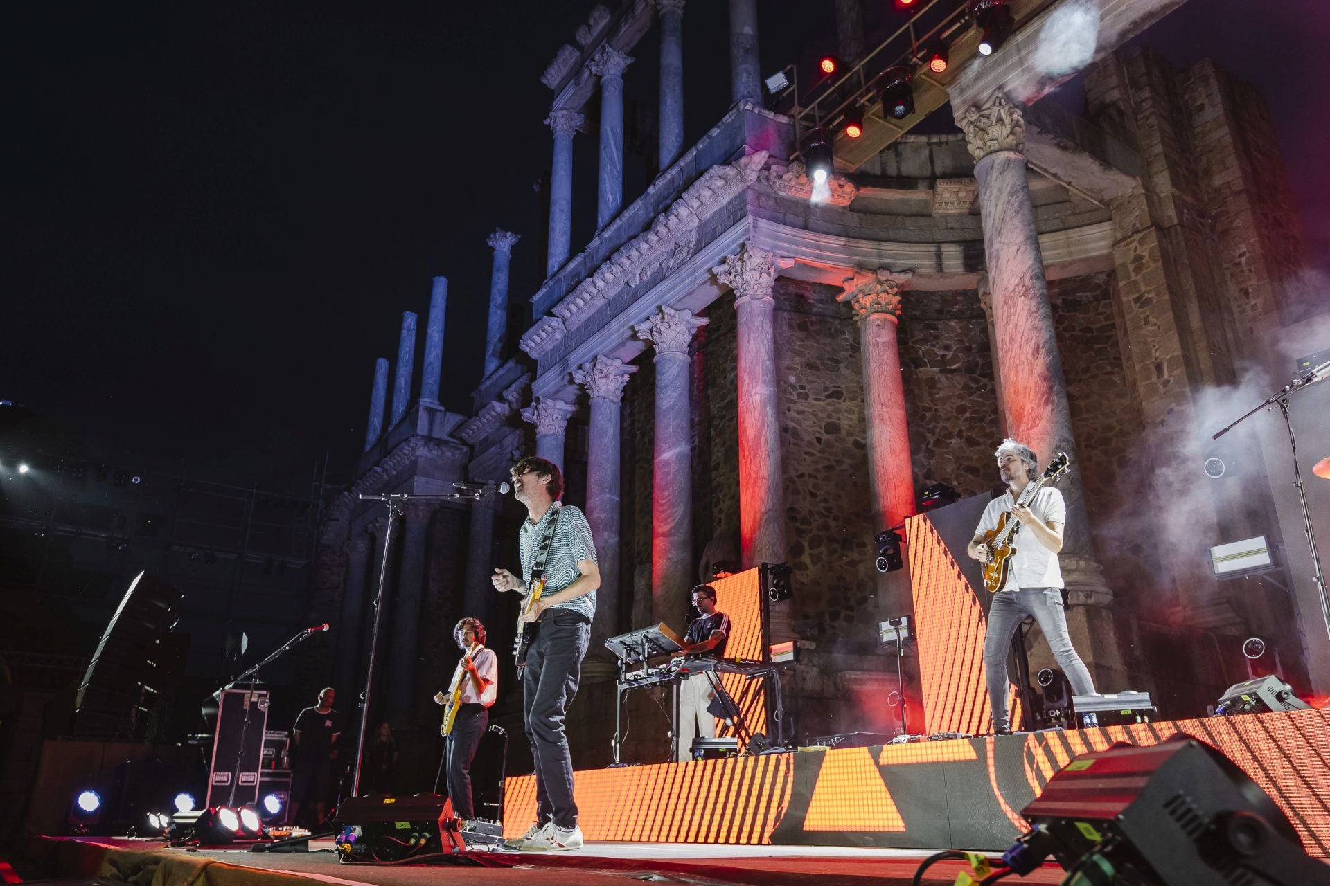Fotos | Así ha sido el concierto de Lori Meyers en el Teatro Romano de Mérida