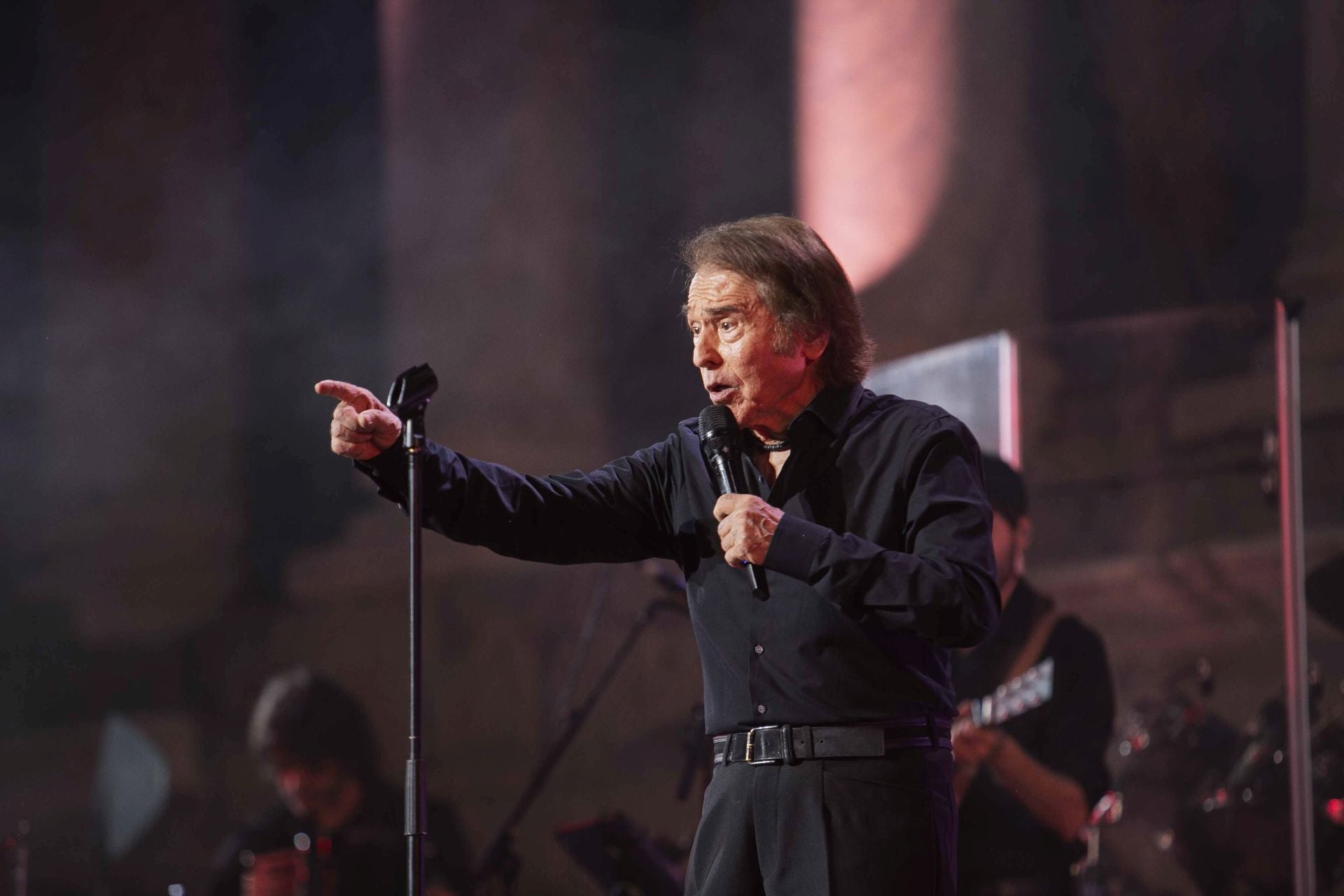 Raphael triunfa en su regreso al escenario del Teatro Romano