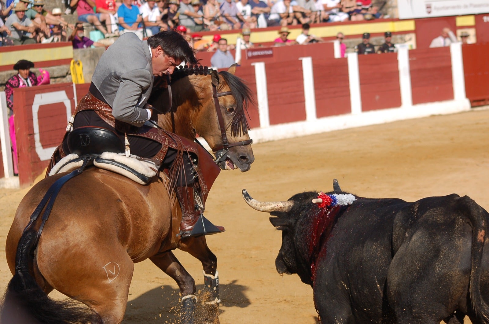 Fotos | Así fue la carrida de toros donde Diego Ventura y Leonardo Hernández salieron a hombros