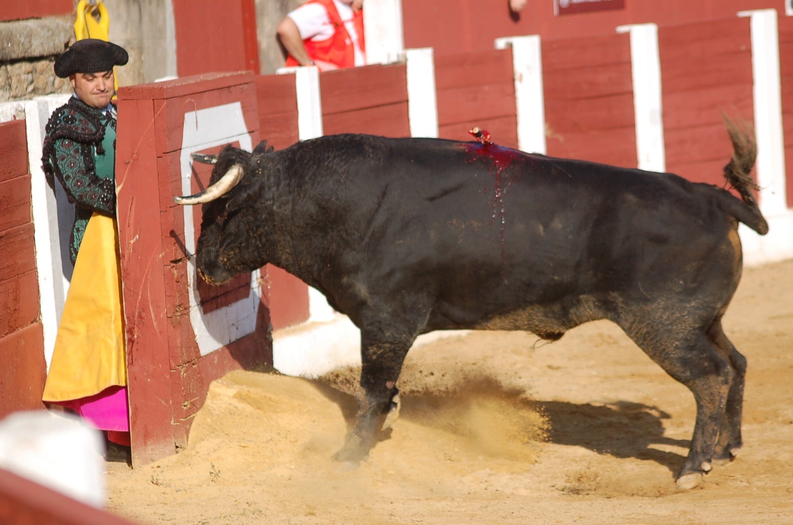 Fotos | Así fue la carrida de toros donde Diego Ventura y Leonardo Hernández salieron a hombros