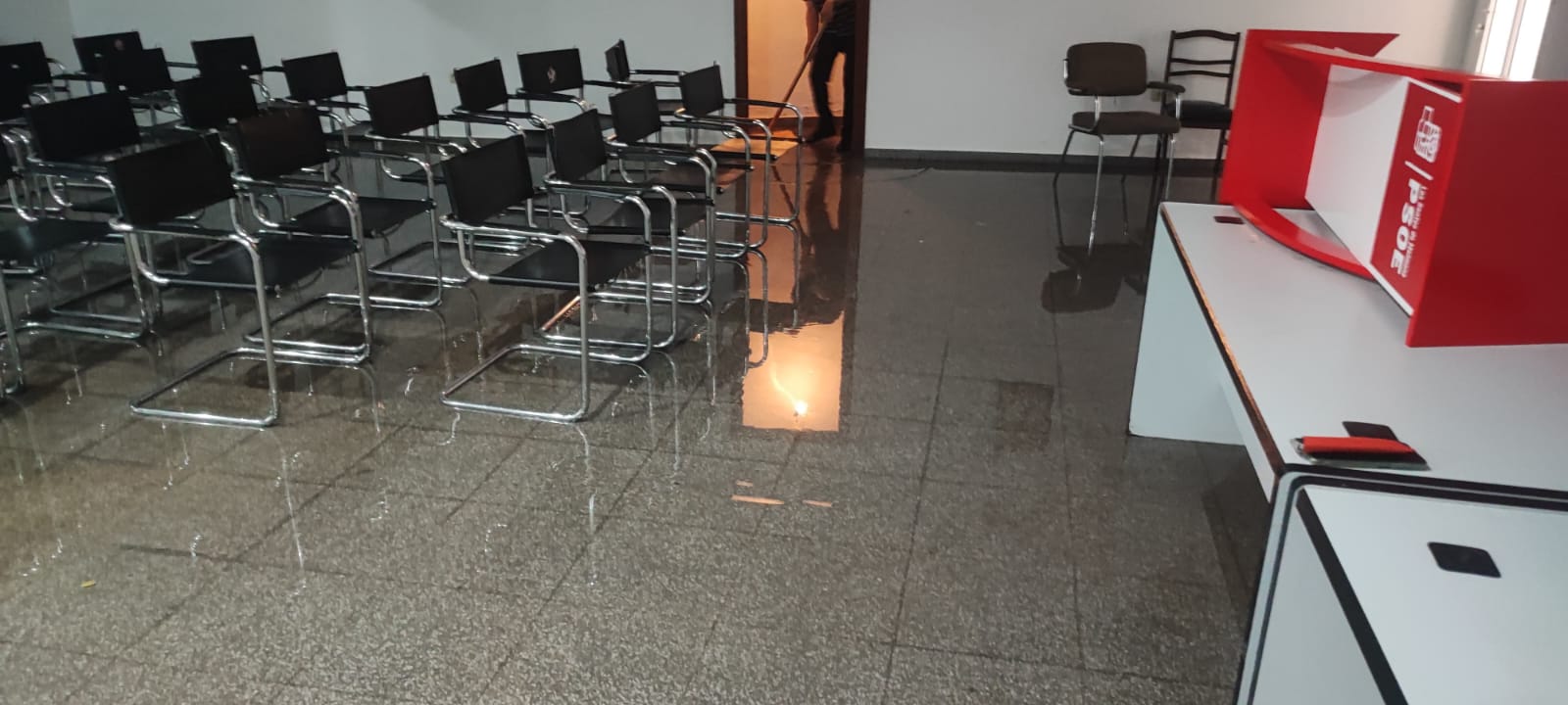 Fotos | Así ha quedado Los Santos de Maimona tras la tormenta de agua y granizo