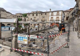 Las obras iniciadas en la plaza Mayor.