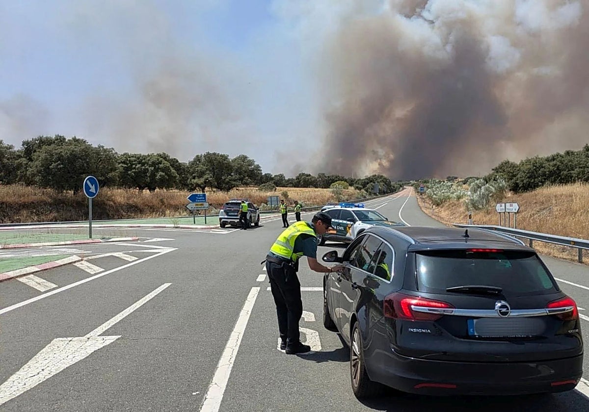 El incendio de Cáceres pero próximo a Plasenzuela quemó un millar de hectáreas a inicios de esta semana.