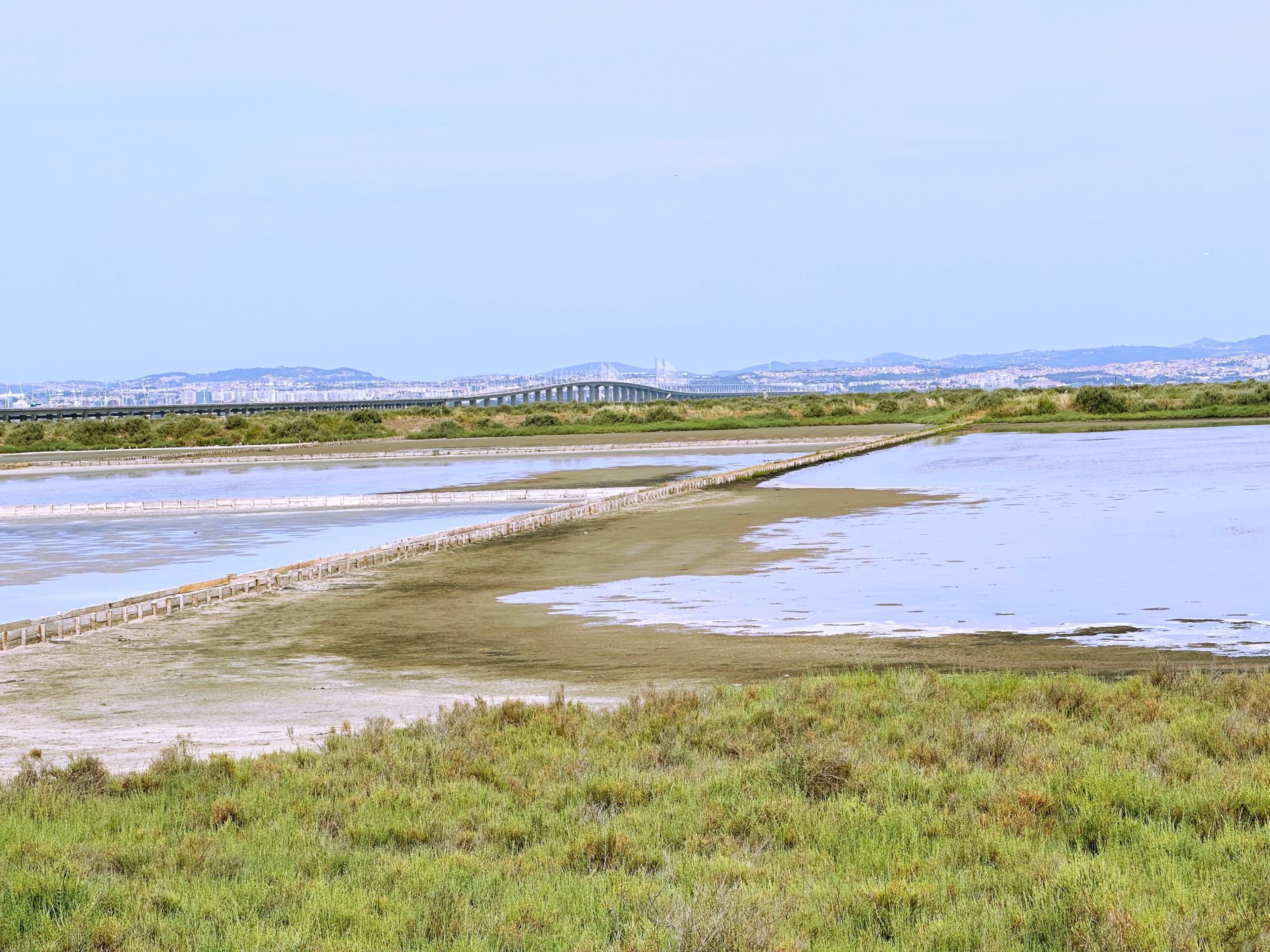 Paseo en barco y salinas en el estudario del Tajo