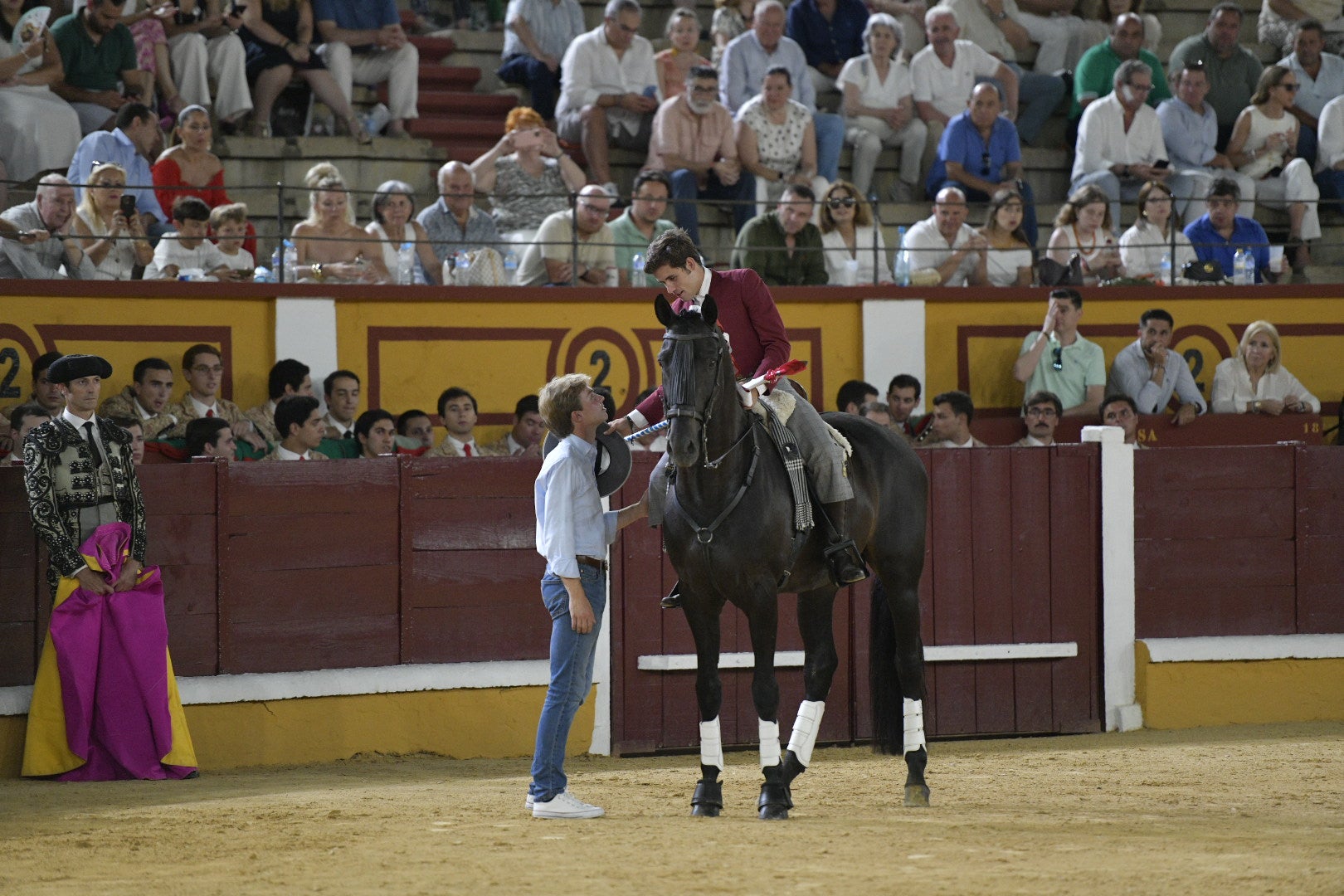 Fotos | Las mejores imágenes de la primera corrida de toros de la feria de San Juan de Badajoz 2025