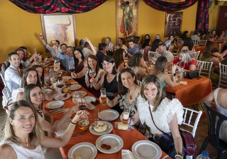 Las casetas se llenan el primer sábado de San Juan en Badajoz