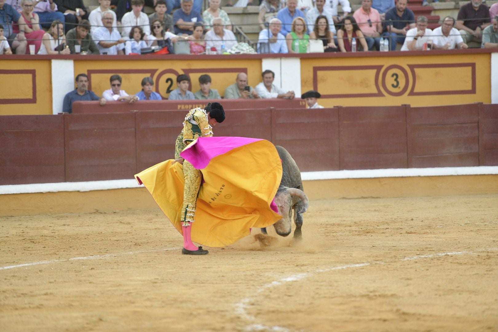 Así ha sido la corrida de toros de este sábado en Badajoz