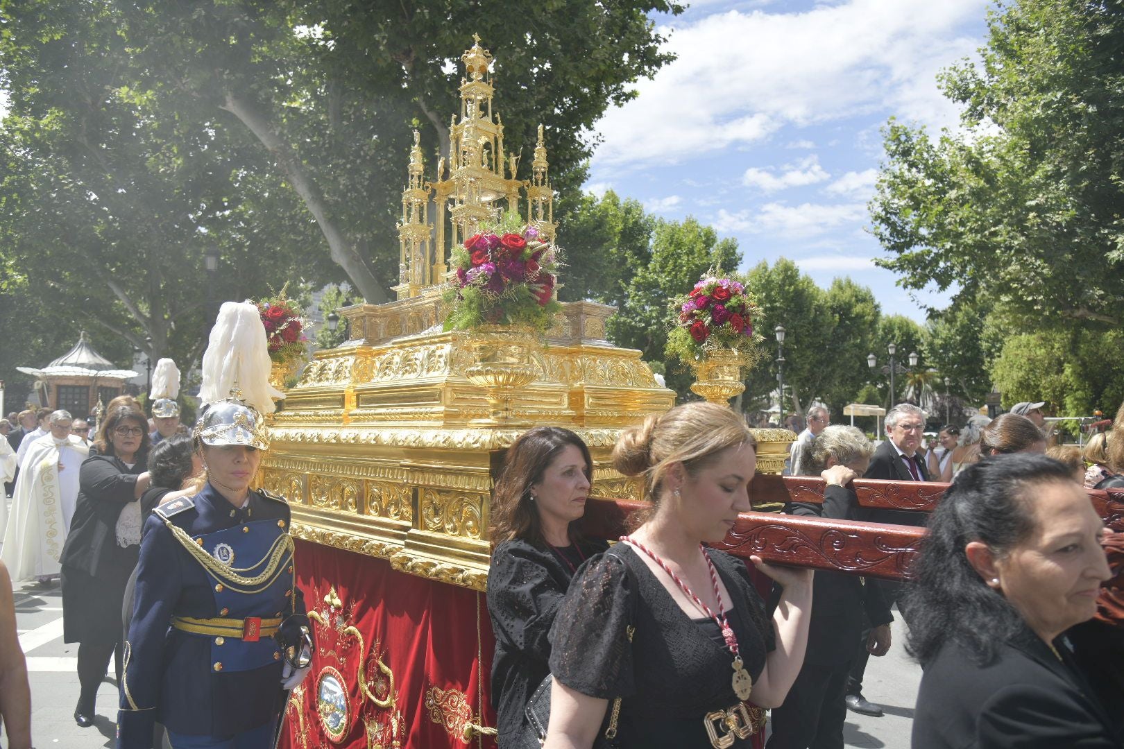 Fotos | Procesión en Badajoz por el día del Corpus