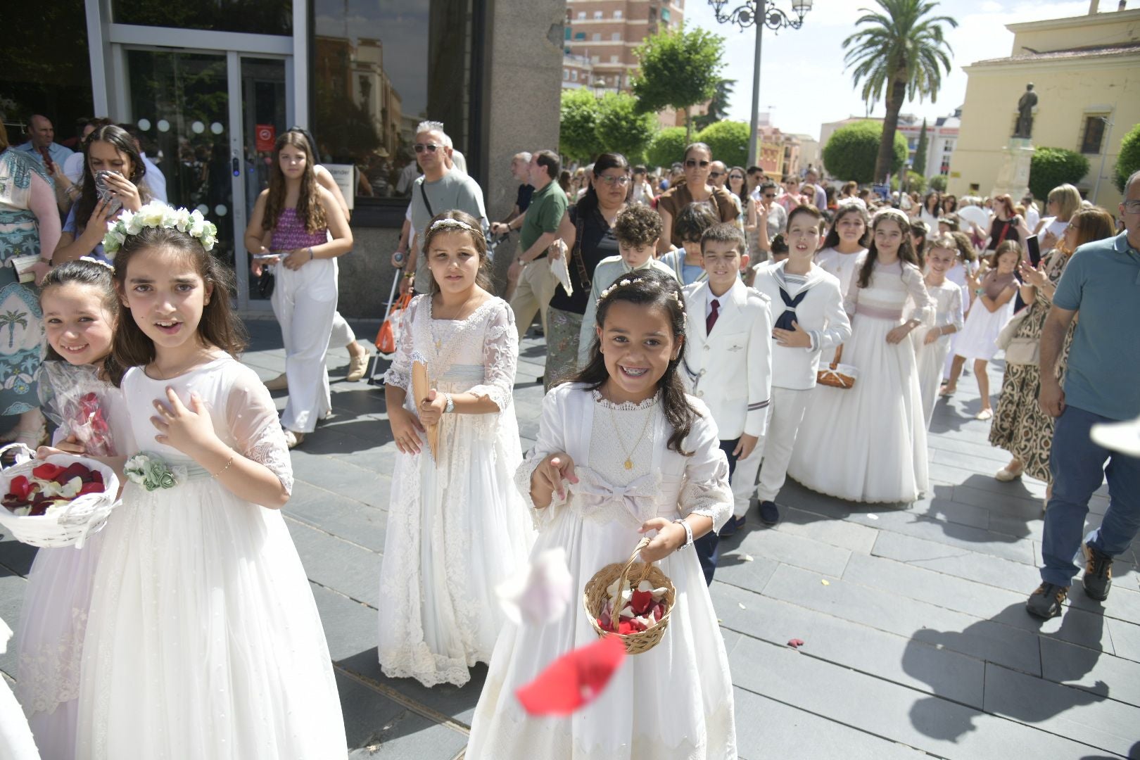 Fotos | Procesión en Badajoz por el día del Corpus