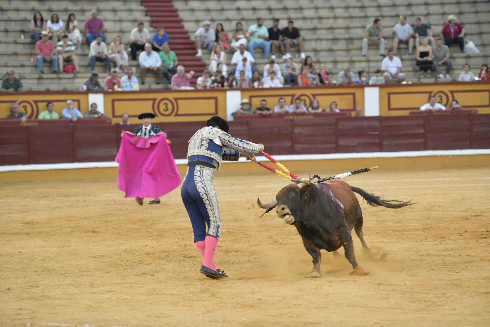 Imágenes de la novillada de la Feria de San Juan de Badajoz