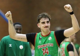 Álex Mazaira en las filas del Zornotza, en el que militó el curso pasado.