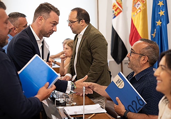 Pleno de la Diputación de Cáceres este jueves.