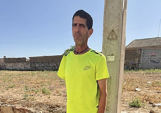 Francisco Rodríguez (57 años), esta semana en Santa Marta de los Barros.