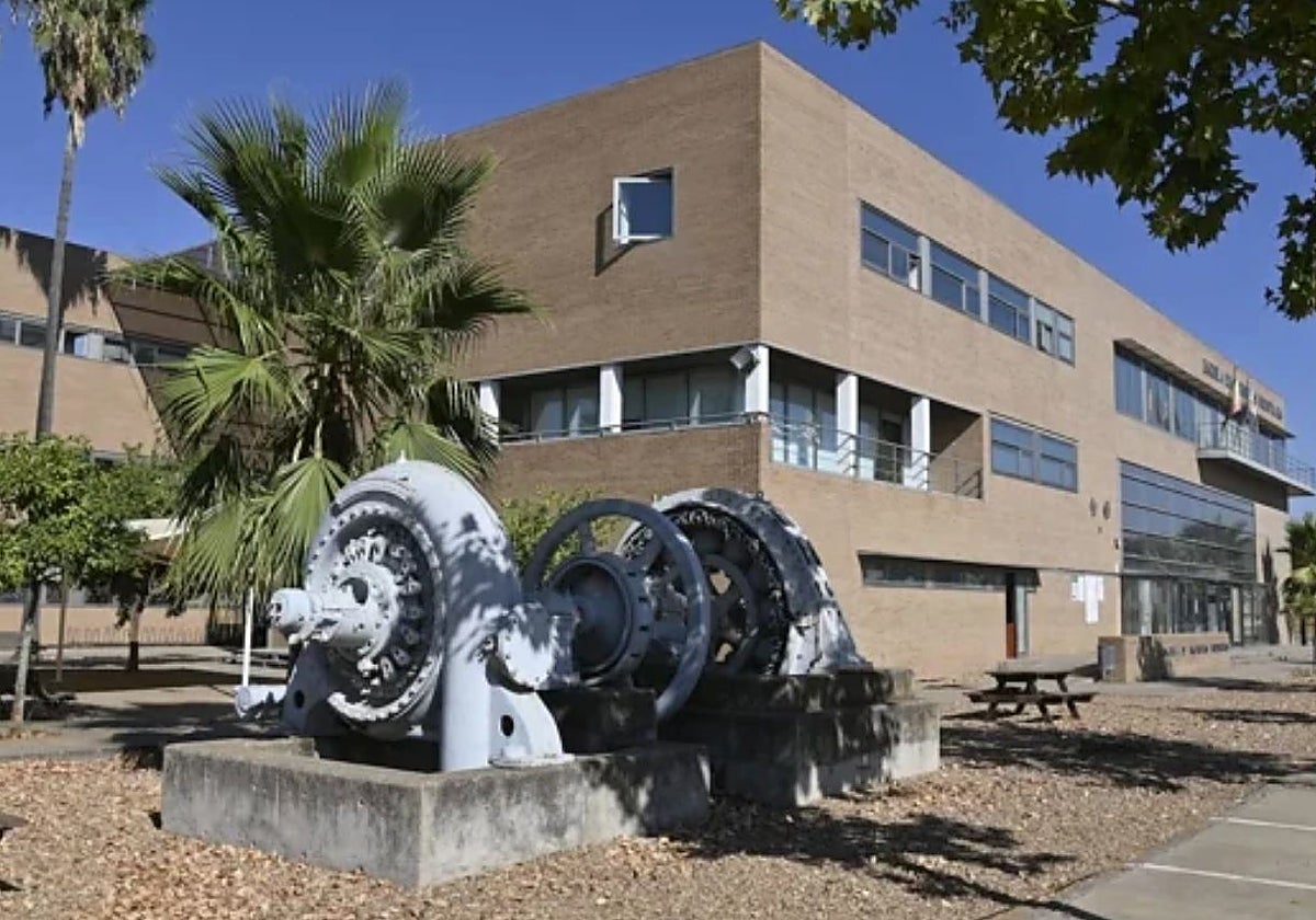 Escuela de Ingenierías Industriales en el campus universitario de Badajoz.
