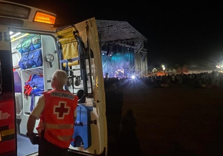 Cruz Roja atiende síncopes, intoxicaciones etílicas y lipotimias en la Feria de San Juan