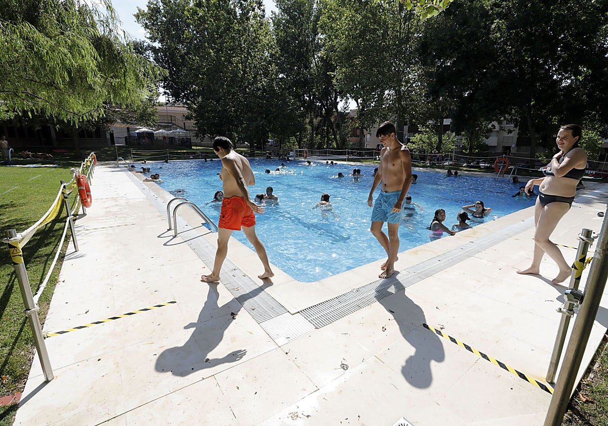 Imagen de archivo de la piscina de Pinilla.