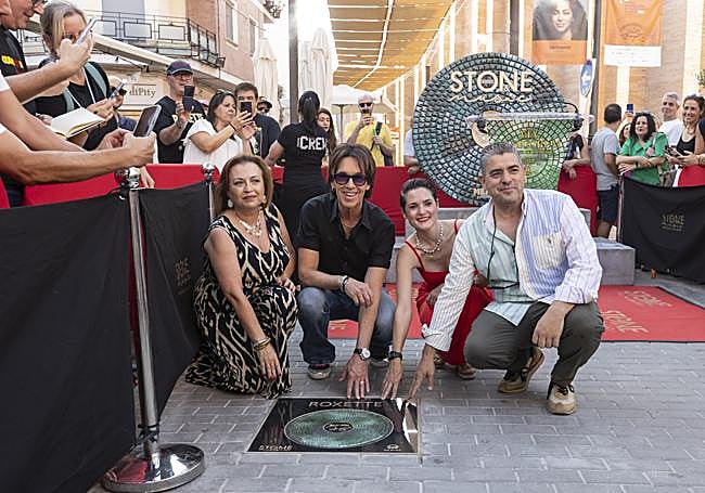 Per Gessle descubrió su vinilo en el Camino de la Música de Mérida.