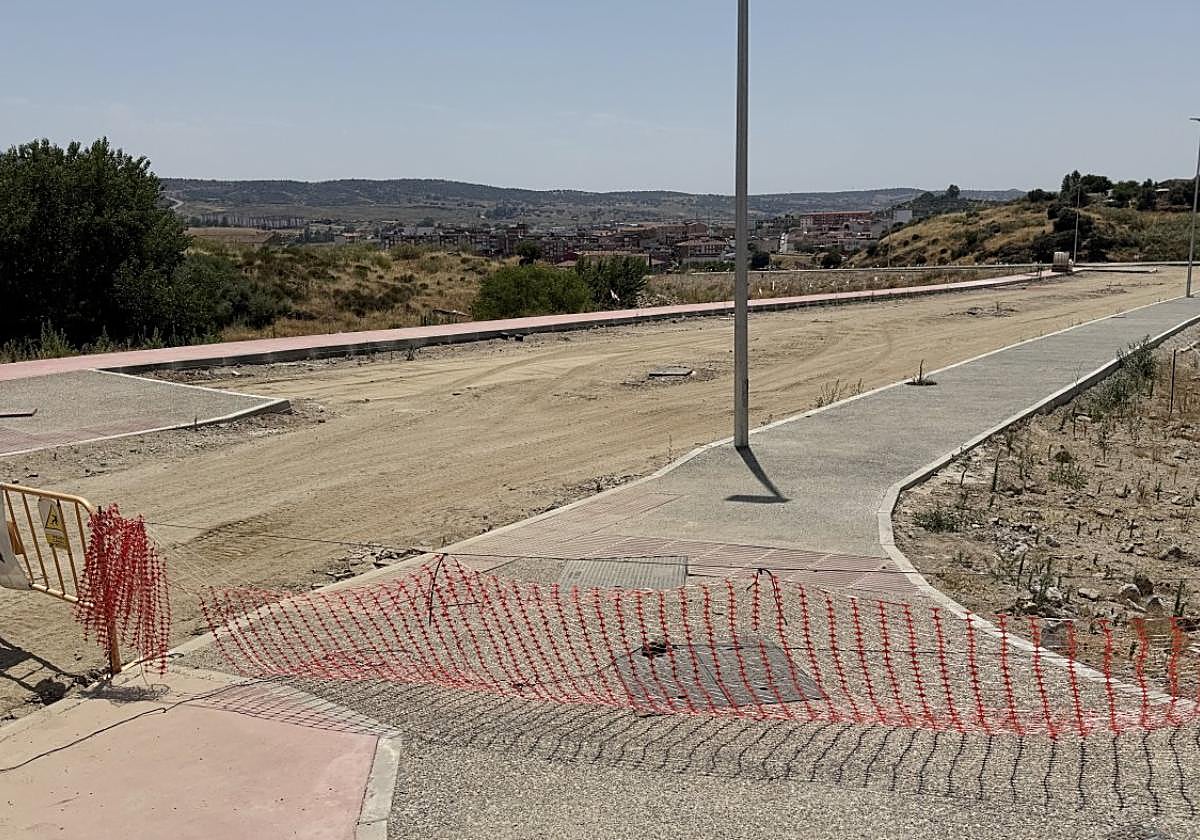 Aspecto actual del nuevo vial del cementerio judío.