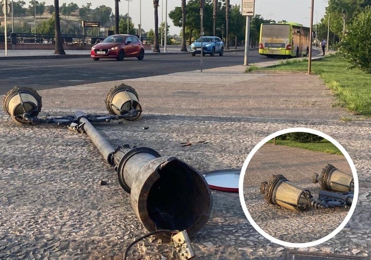 Un autobús urbano de Badajoz choca contra una farola en Puerta de Palmas