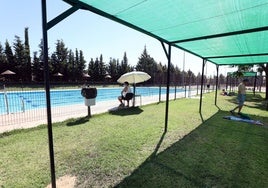 Piscina de las instalaciones del Diocles, en Los Bodegones.