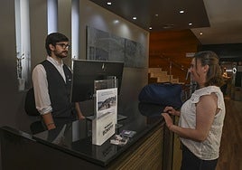 La recepción del hotel AC, esta semana.