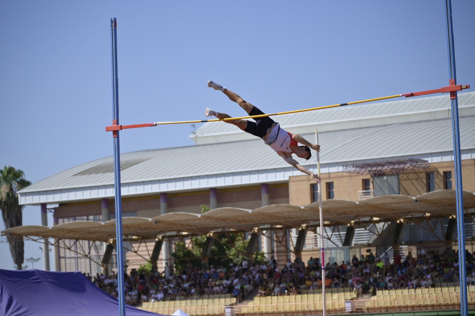 Cerca de 800 atletas se dan cita en el Campeonato de España Sub23 de Atletismo en Badajoz