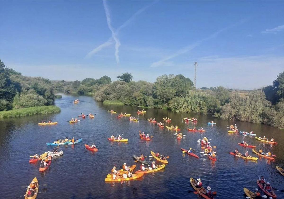 El descenso del río Alagón de Coria llega con novedades en su XVI edición