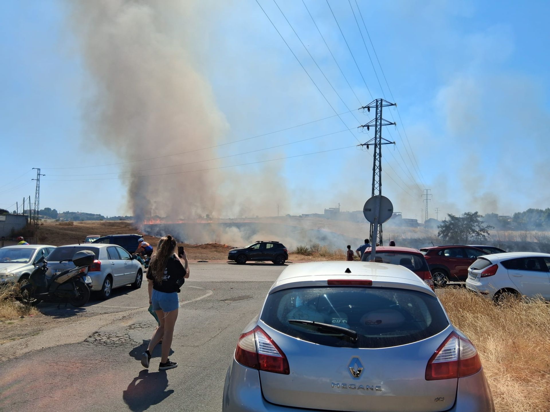 Nuevo incendio de pastos en el Cerro de San Miguel de Badajoz