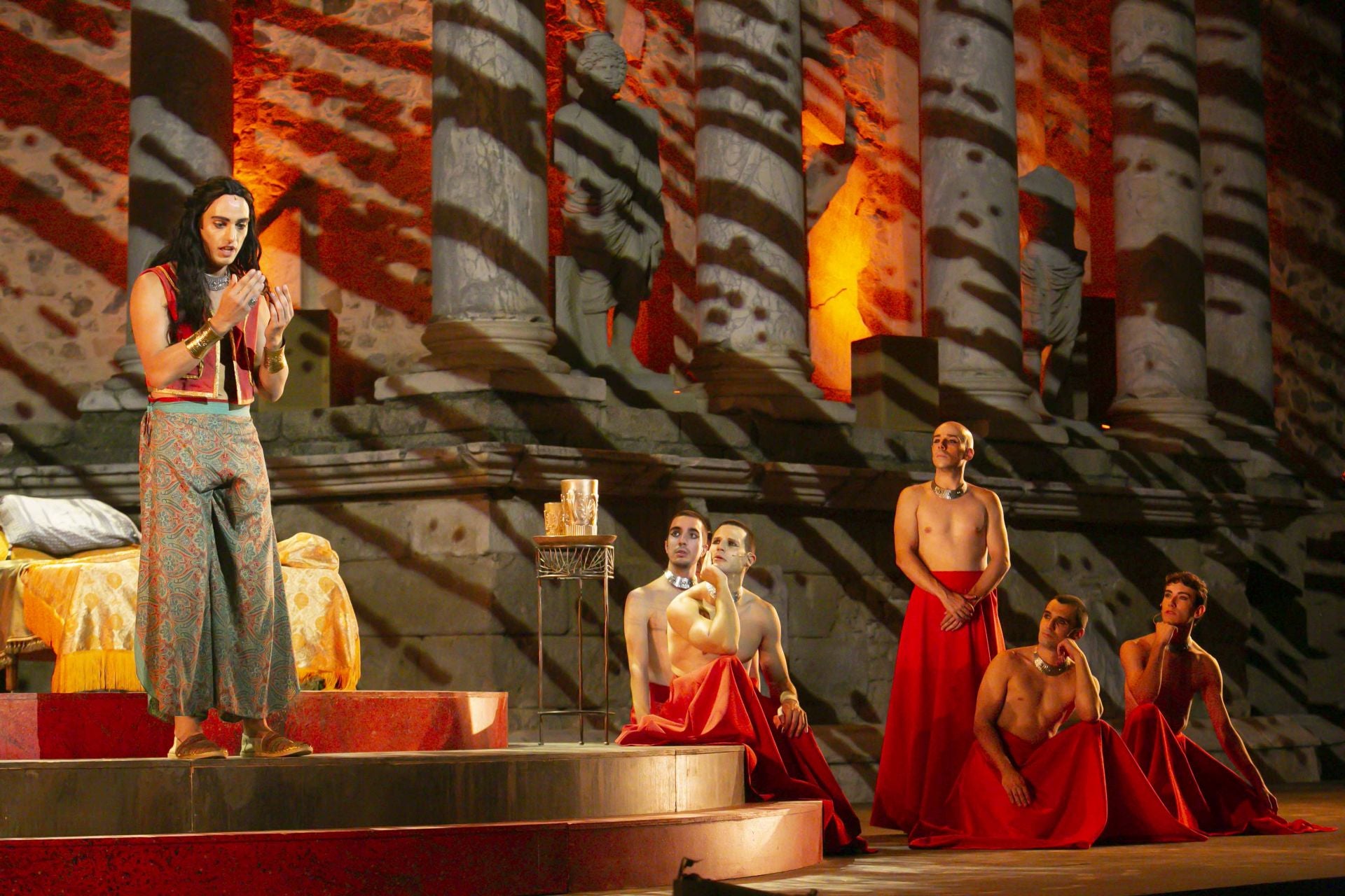 Las mejores imágenes de la obra &#039;Alejandro y el eunuco persa&#039;